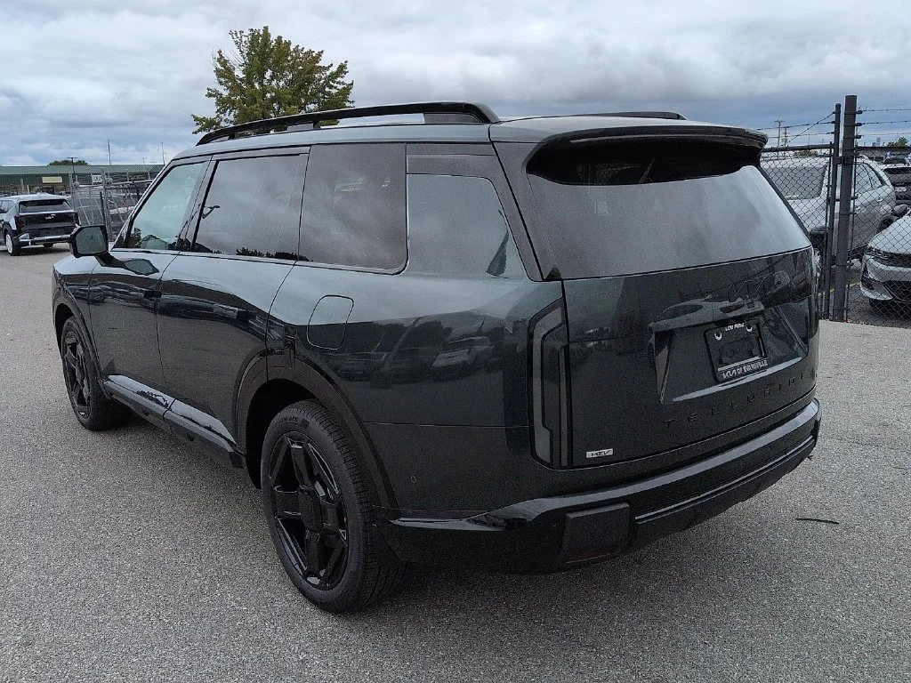 New 2027 Black Jade Green Kia X-LINE SX image 5
