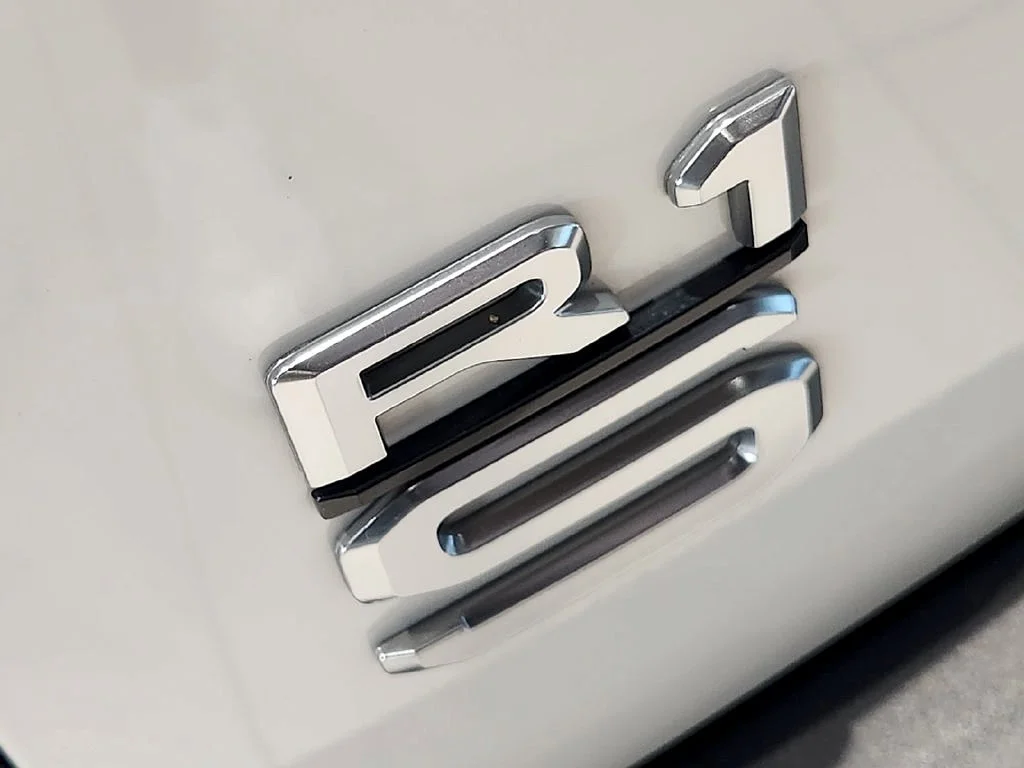 Used 2025  Rivian Adventure Dual Motor Max Pack image 11