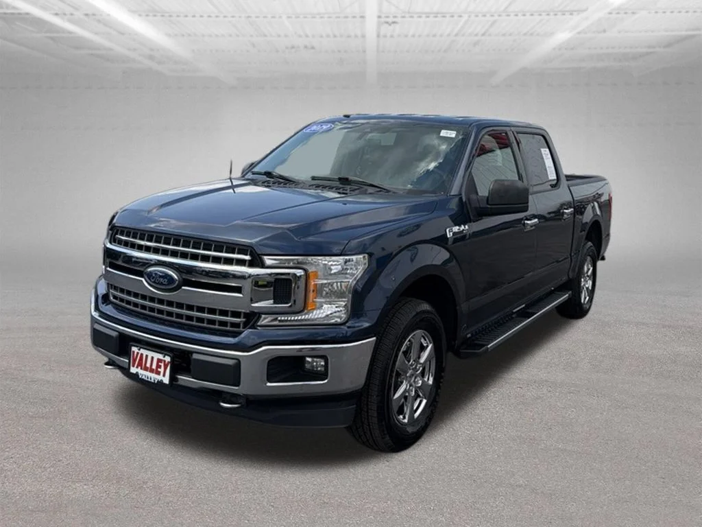 Certified Used 2019 Blue Jeans Metallic Ford XLT image 4