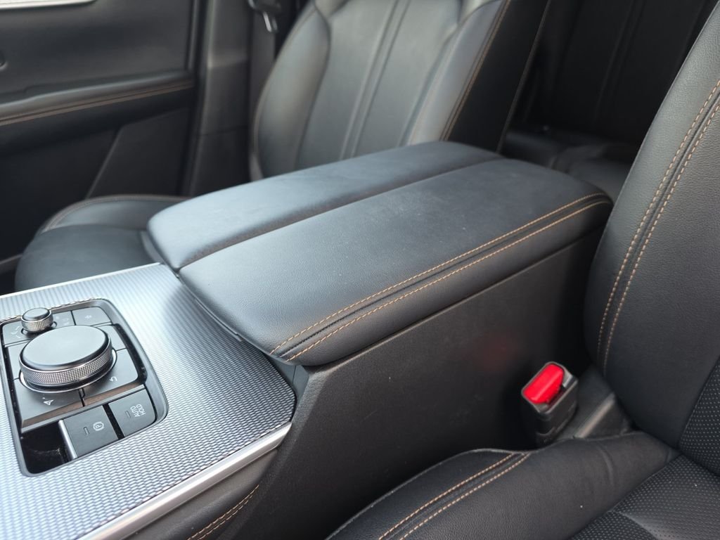 Used 2025 Silver Mazda 3.3 Turbo Preferred image 11