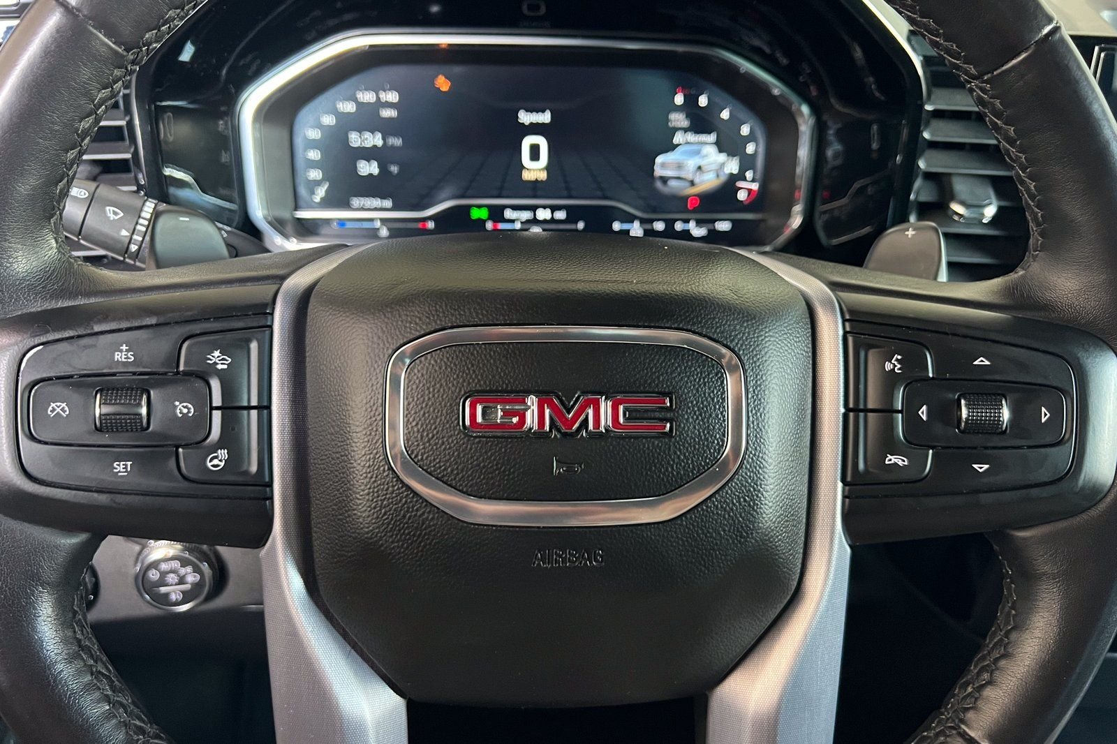 Used 2023 Silver GMC SLT image 26