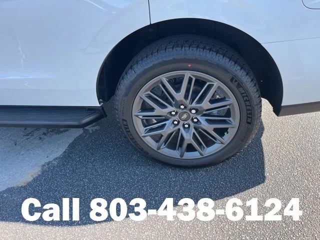 New 2026 Star White Metallic Tri-Coat Ford Platinum® image 23