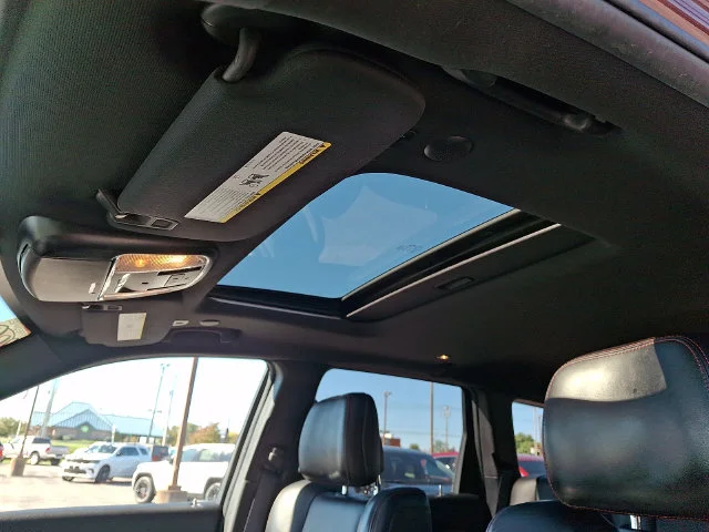 Used 2019 Red Jeep Trailhawk image 15
