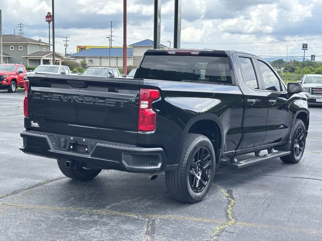 Used 2023 Black Chevrolet Custom image 6