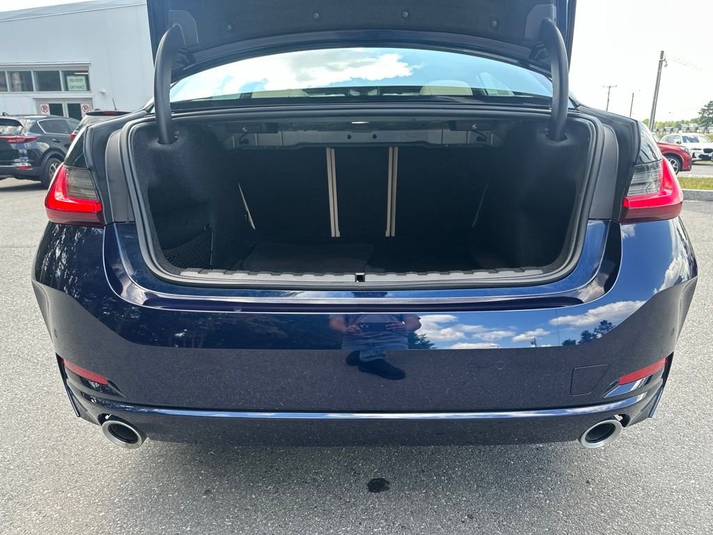 Used 2026 Tanzanite Blue II Metallic BMW 330i xDrive image 26