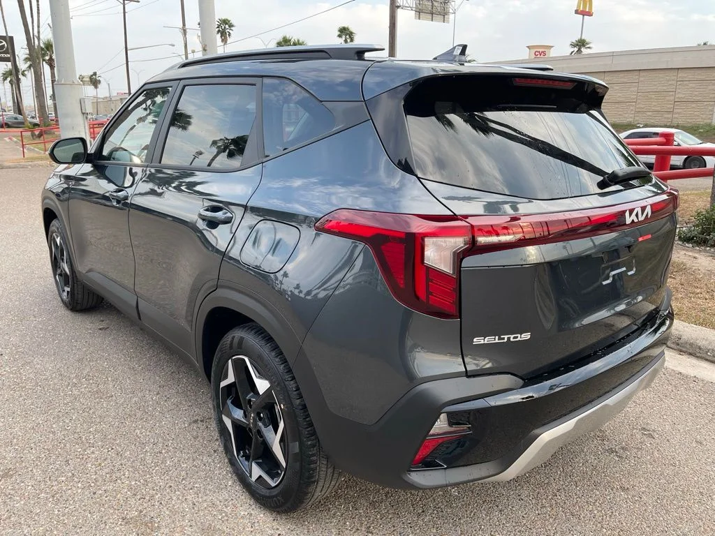 New 2026 Gray Kia EX image 5