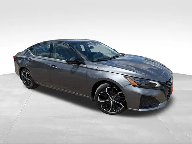 2026 Nissan Altima SR