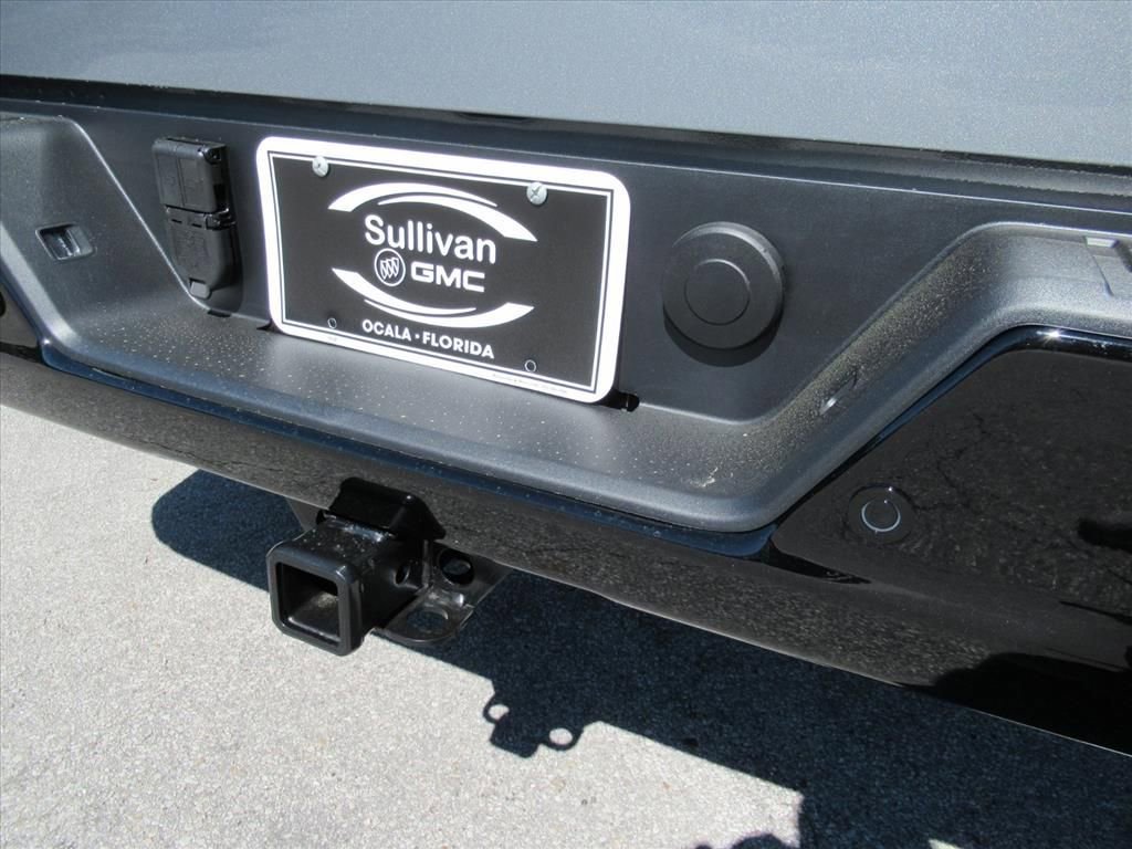 New 2026 Sterling Metallic GMC AT4X image 8