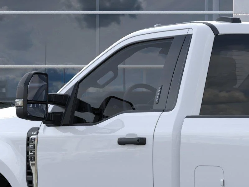 2025 Ford F-350 Super Duty XLT - Photo 20