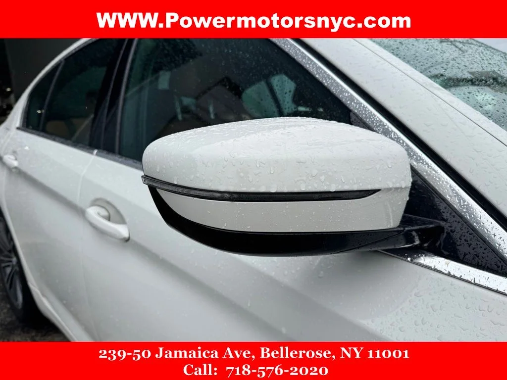 Used 2019 White BMW 540i xDrive image 12