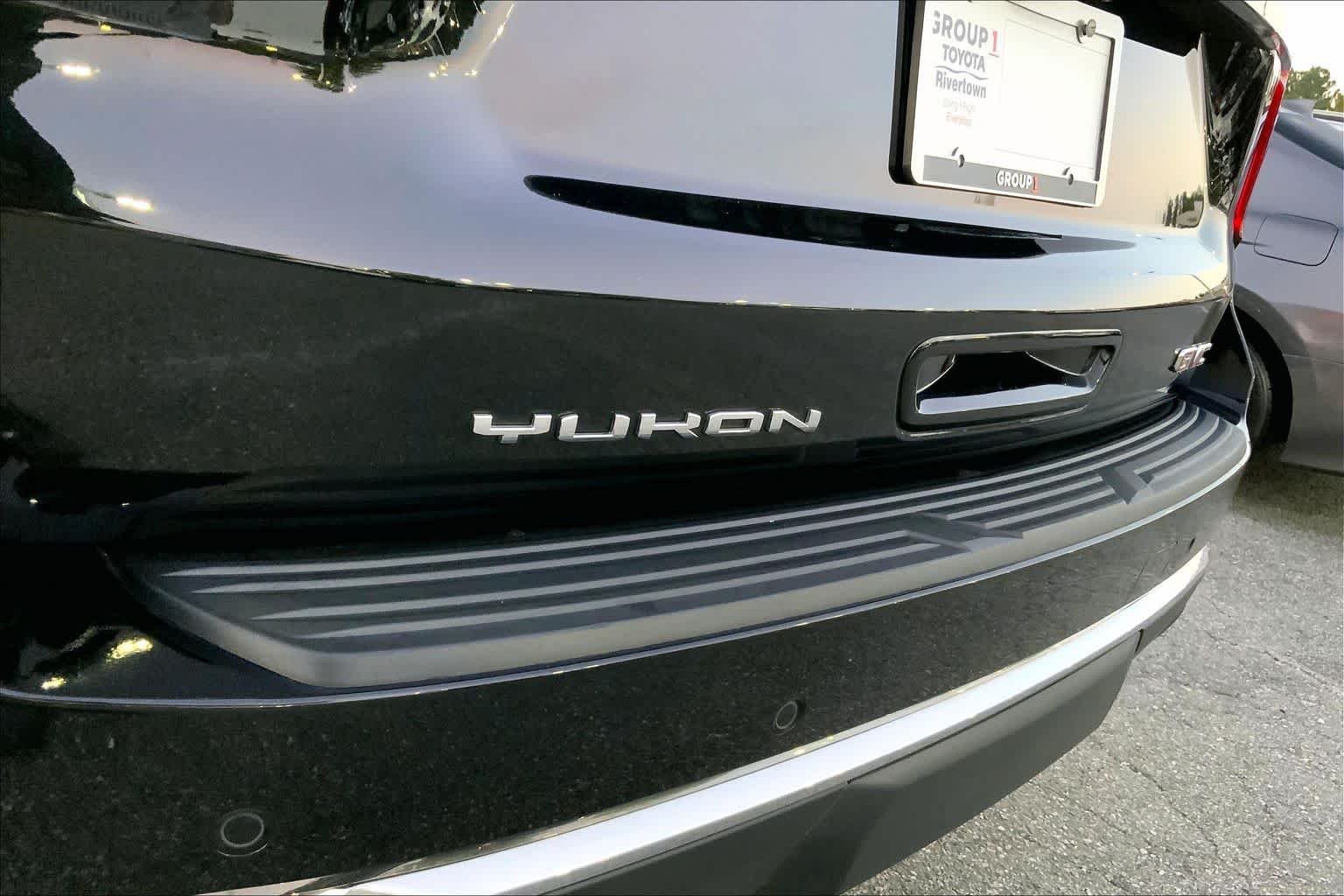 Used 2025 Onyx Black GMC Denali image 28