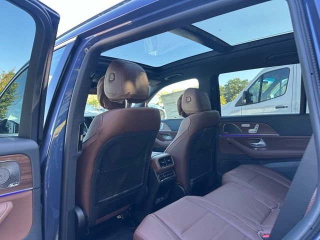 Used 2026 Twilight Blue Metallic Mercedes-Benz GLS 450 image 18