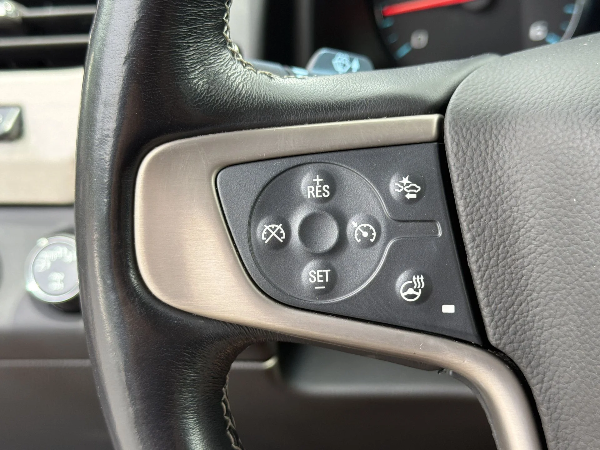 Used 2020 Onyx Black GMC Denali image 8