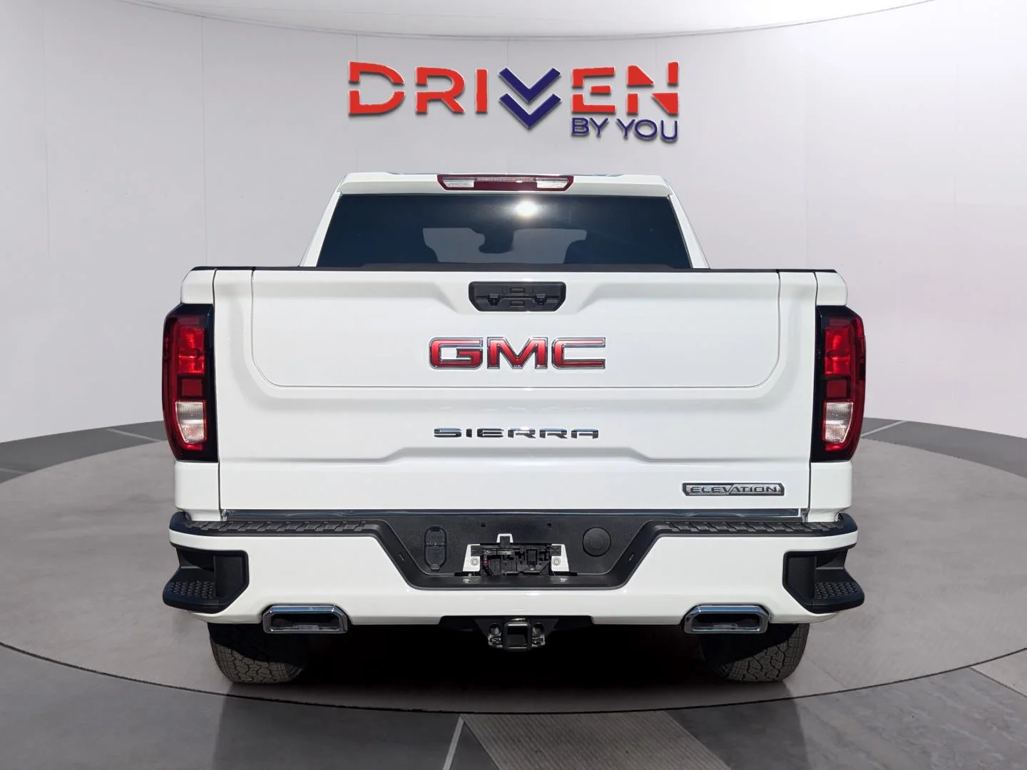New 2026 Summit White GMC Elevation image 5