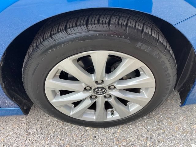 Used 2019 Blue Streak Metallic Toyota LE image 7