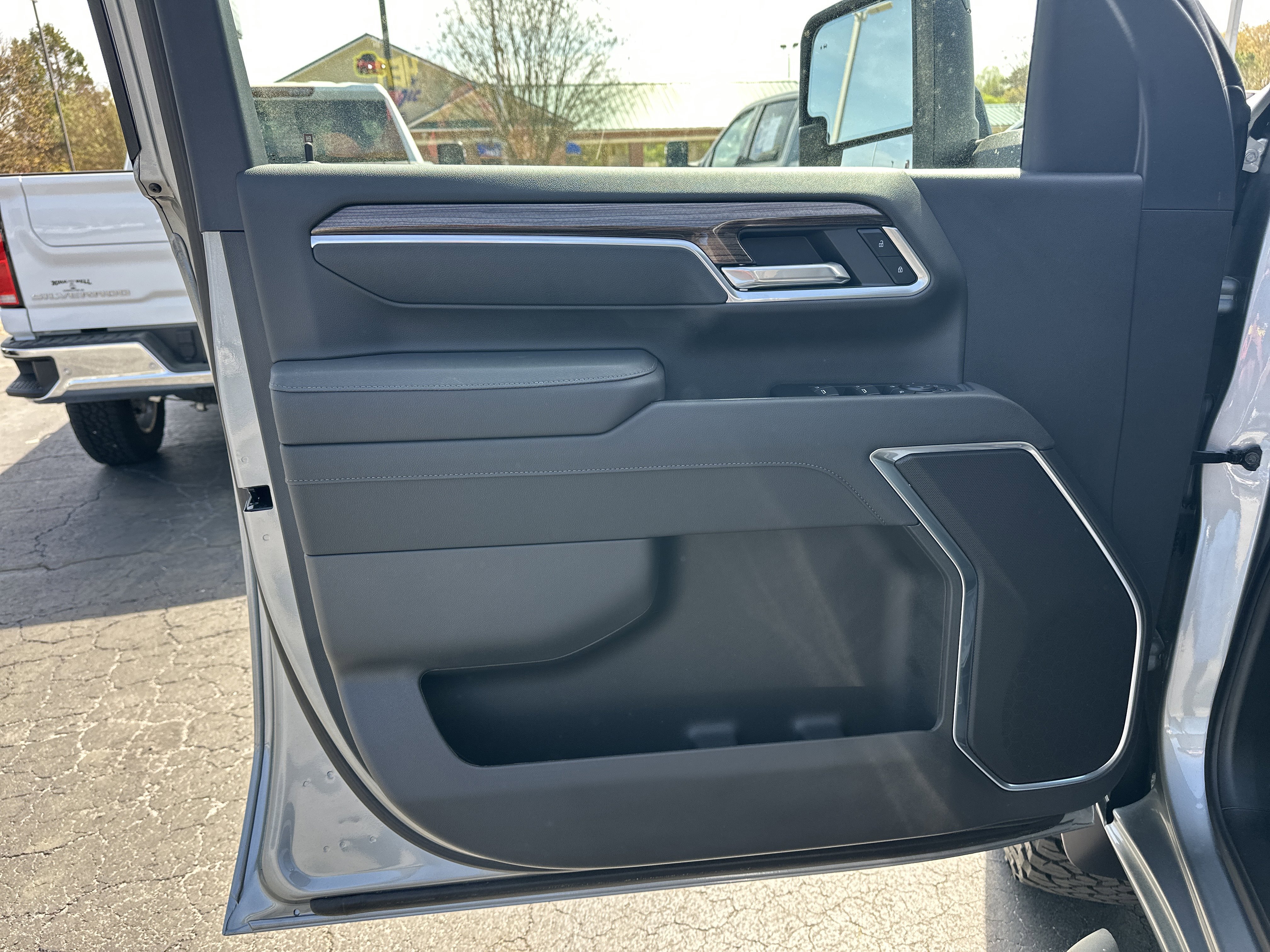 2026 Chevrolet Silverado 2500 HD LT - Photo 11