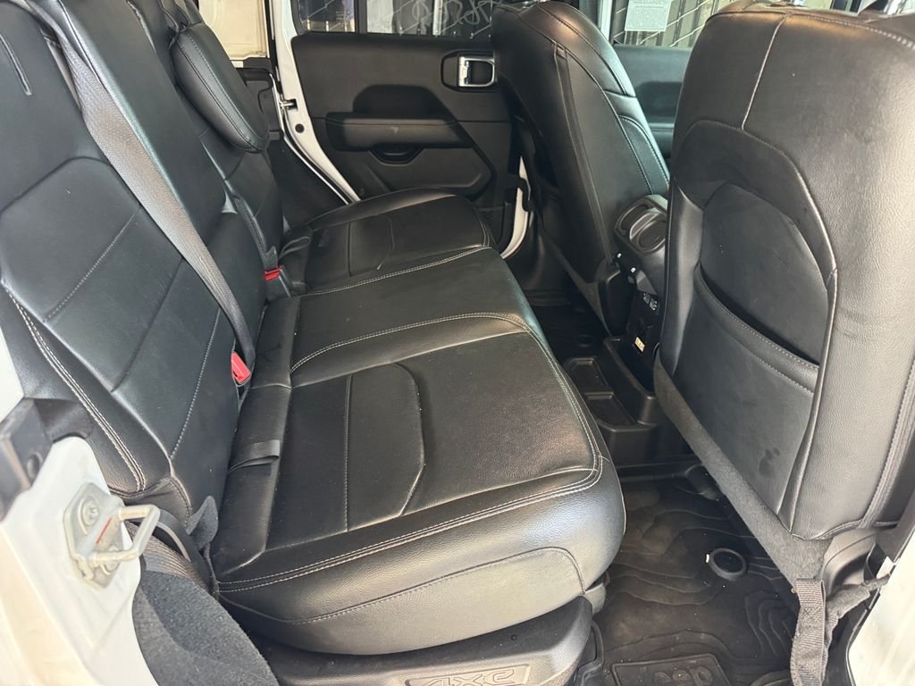 Used 2022 White Jeep Unlimited Sahara 4xe image 17
