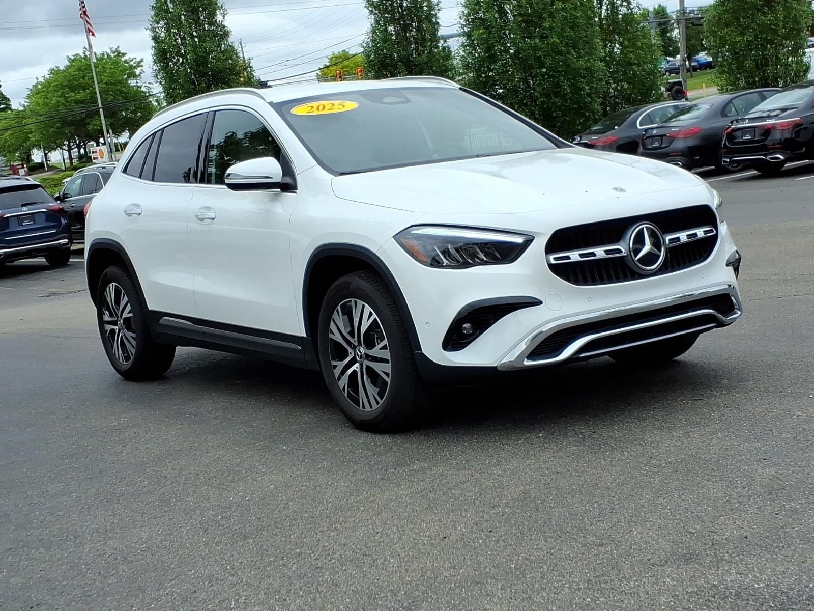 Certified Used 2025  Mercedes-Benz GLA 250 image 8