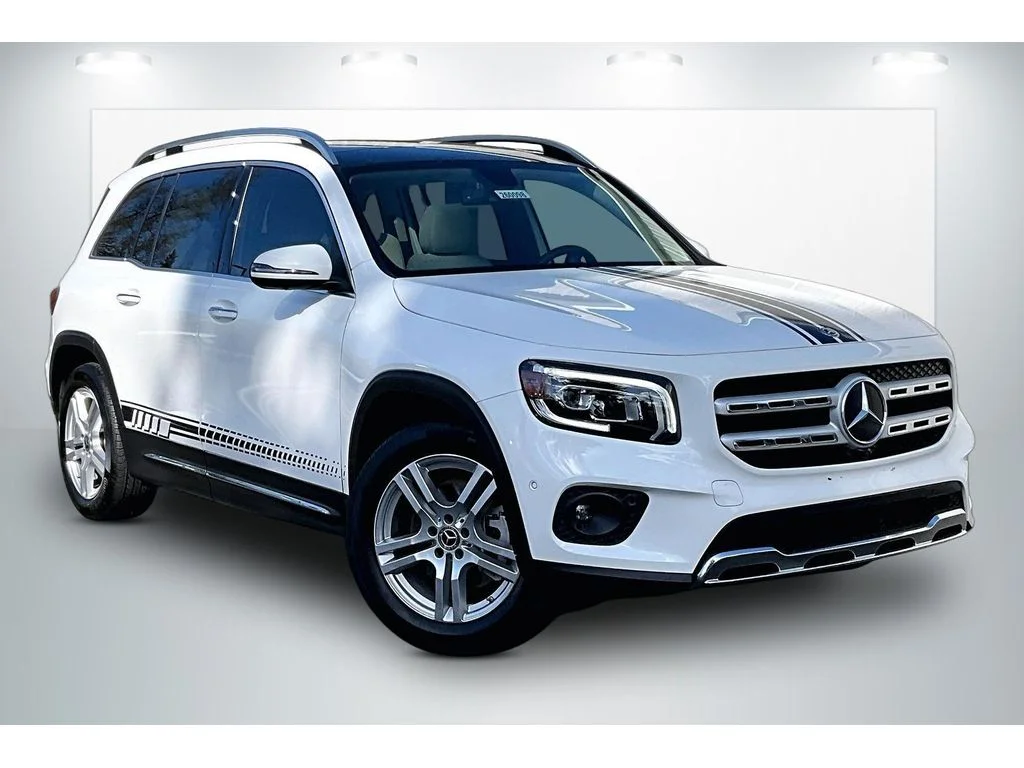 2020 Mercedes-Benz GLB GLB250's photo