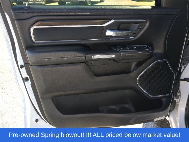 Used 2022 White Ram Laramie image 20