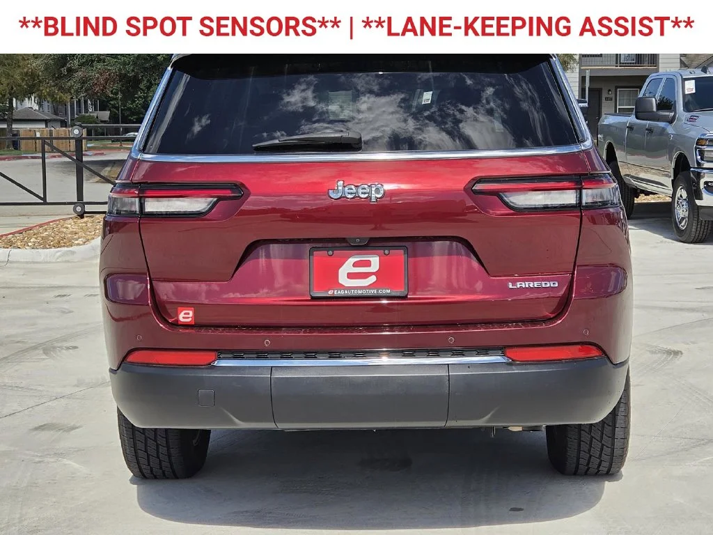 Used 2023 Red Jeep Laredo image 7