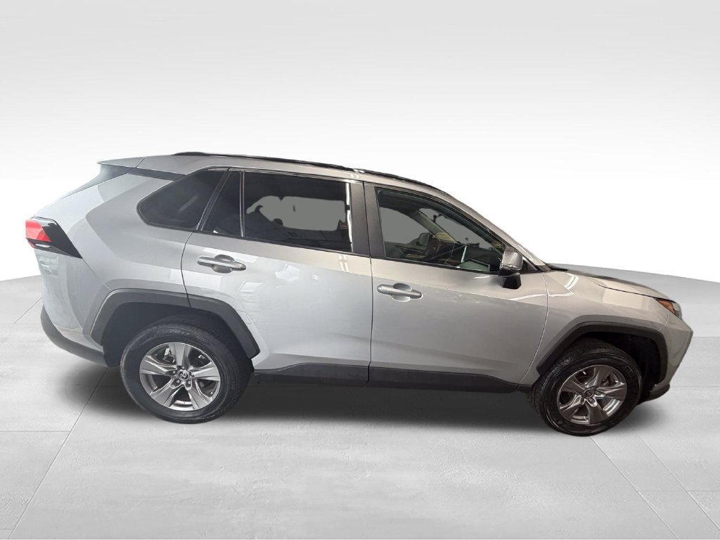 Used 2025 Silver Toyota XLE image 7
