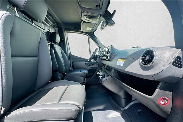 New 2026 Arctic White Mercedes-Benz  image 49