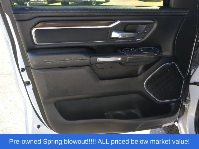 Used 2022 White Ram Laramie image 20