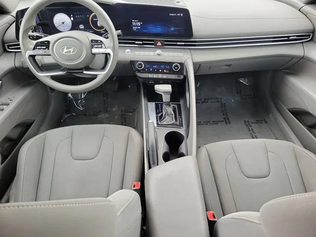 Used 2024 Blue Hyundai SEL image 16