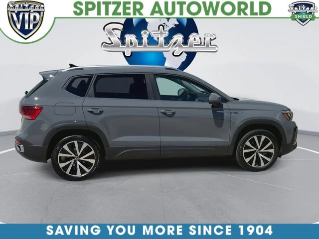 Used 2023 Gray Volkswagen 1.5T SE image 10