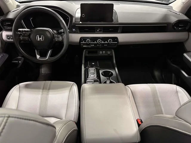 Certified Used 2023 Platinum White Pearl Honda AWD TRG image 19