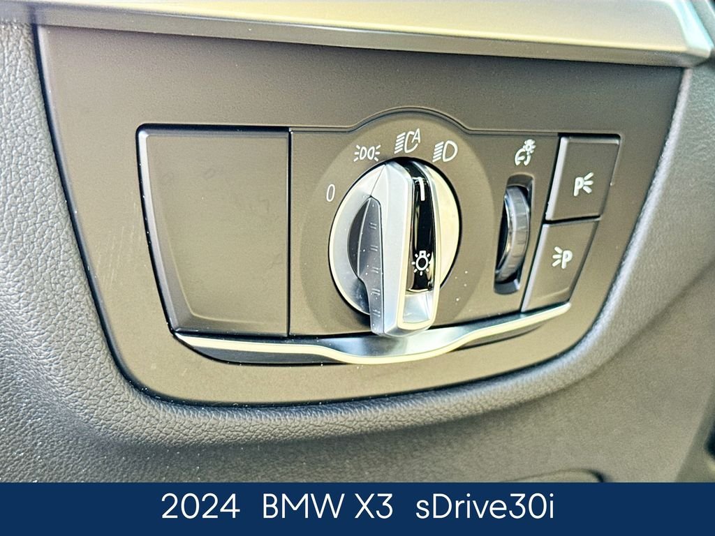 Used 2024 Blue BMW sDrive30i image 22