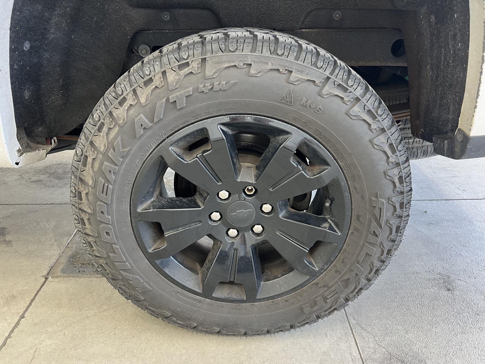 2019 Chevrolet Colorado LT - Photo 10