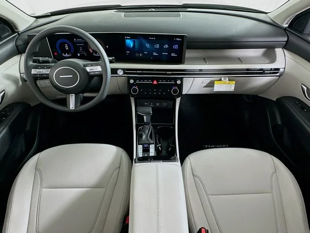 New 2026 Hyundai TUCSON SEL