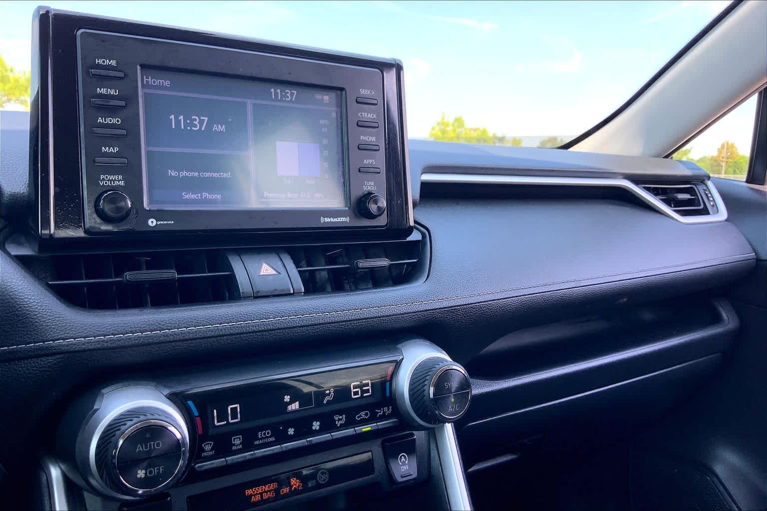 Used 2020 Midnight Black Metallic Toyota XLE image 35