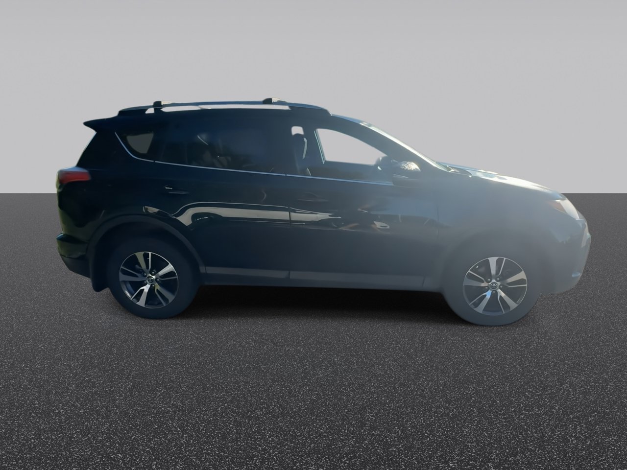 Used 2017 Aqua Toyota XLE image 9