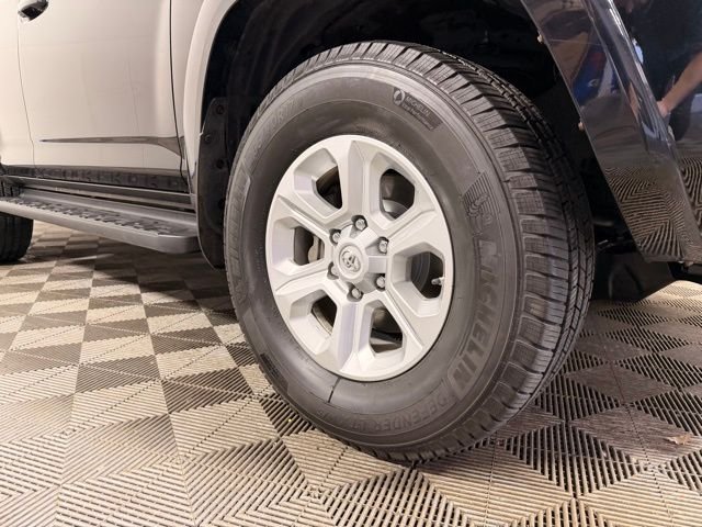 Certified 2019 Toyota 4Runner SR5 Premium with VIN JTEBU5JR7K5647052 for sale in Shakopee, Minnesota