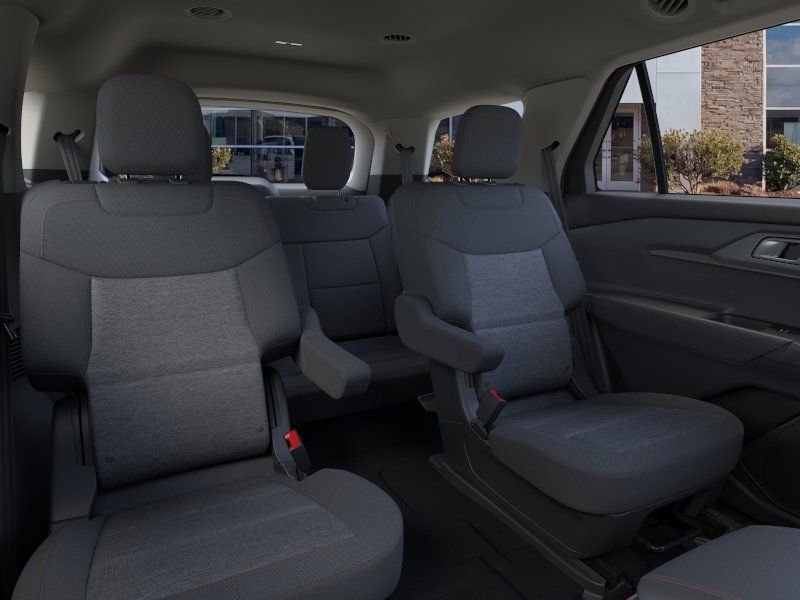 New 2026 Space White Metallic Ford Active image 11