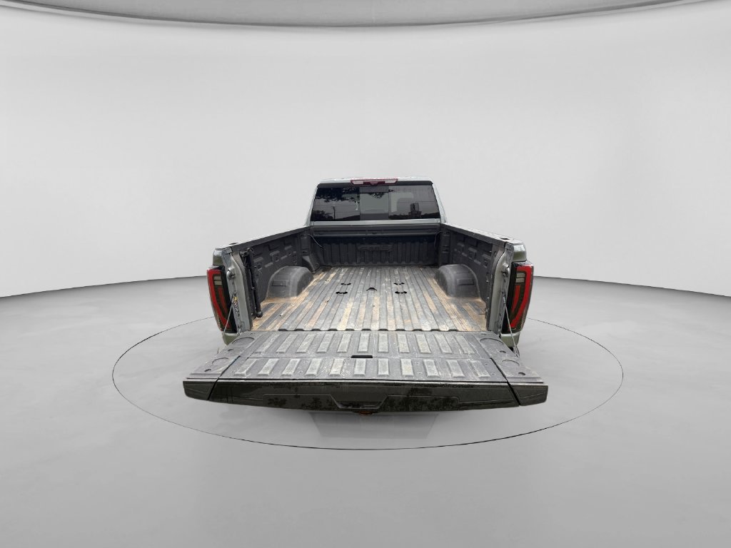 Used 2024 Silver GMC AT4 image 19