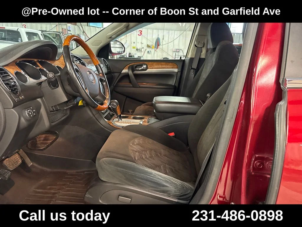 Used 2008 Red Buick CX image 14