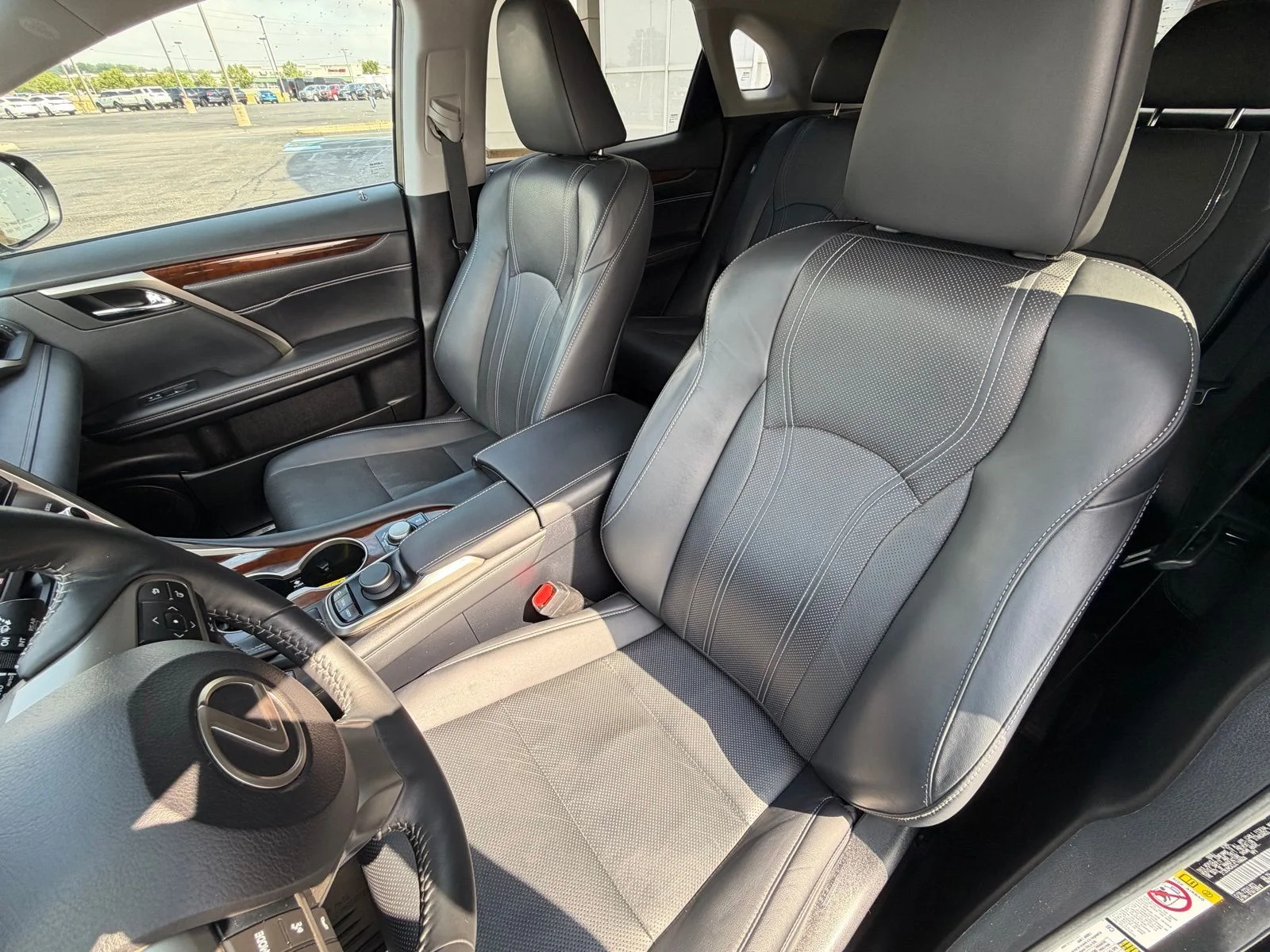 Used 2018  Lexus 350 image 10