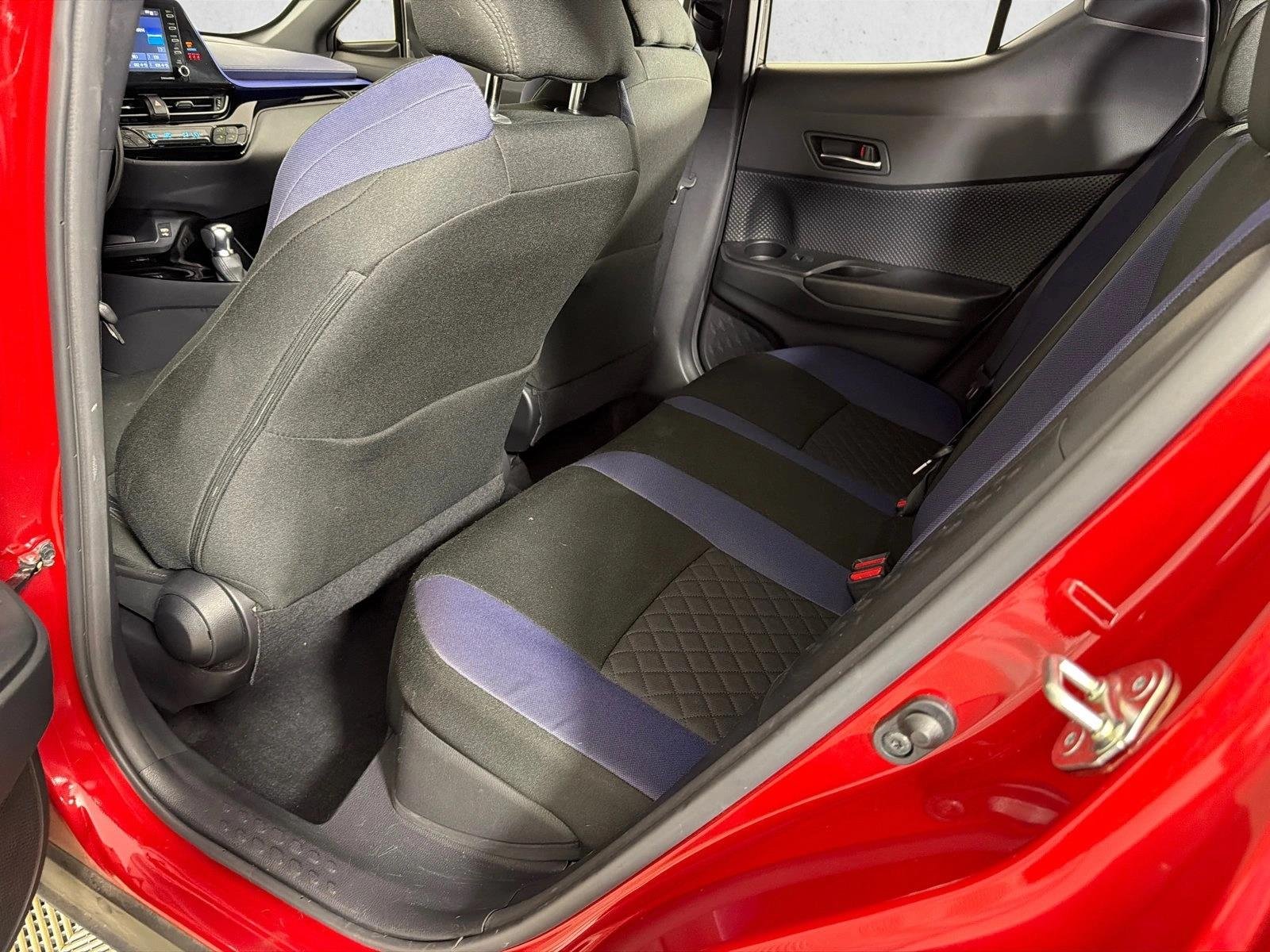 Used 2020 Supersonic Red Toyota XLE image 20