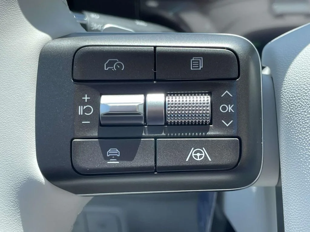 New 2026 White Hyundai SEL image 21