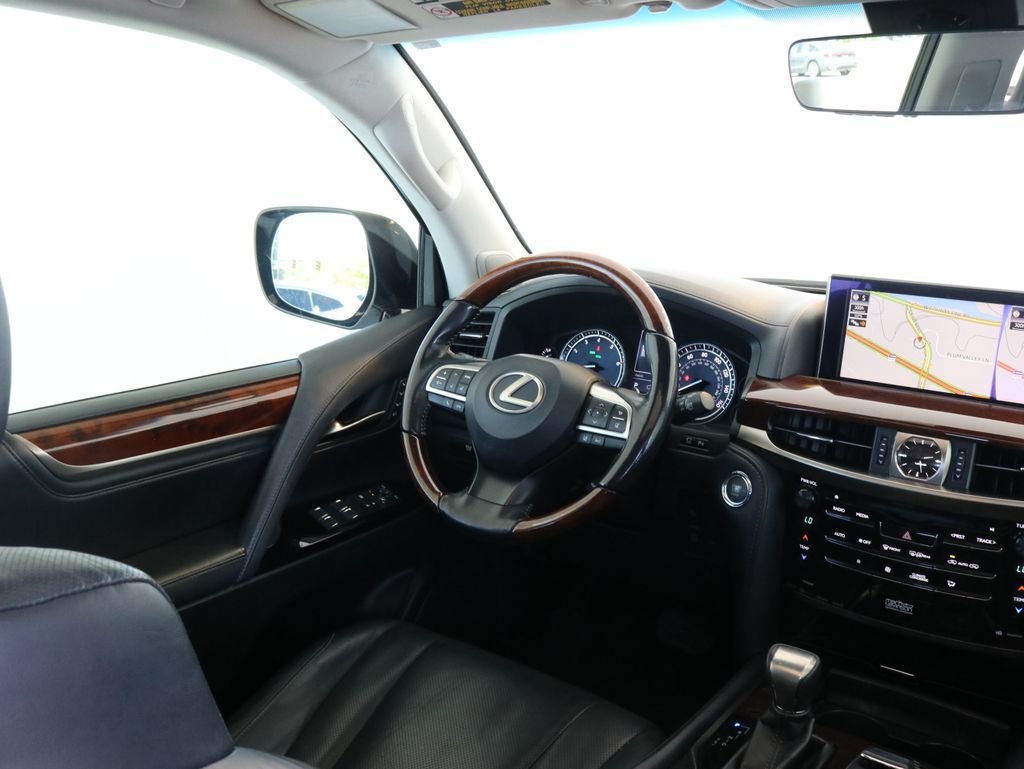 Used 2017 White Lexus 570 image 43