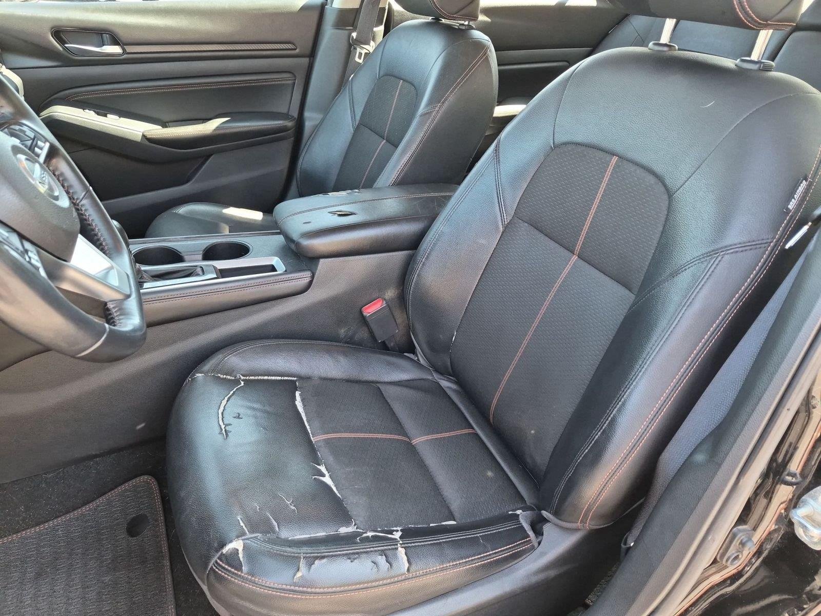 Used 2020 Super Black Nissan 2.5 SR image 30
