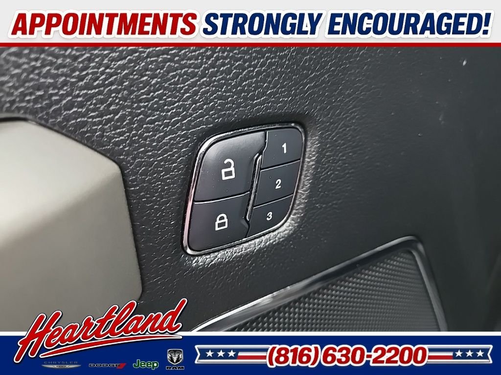 Used 2018 Black Ford Lariat image 45