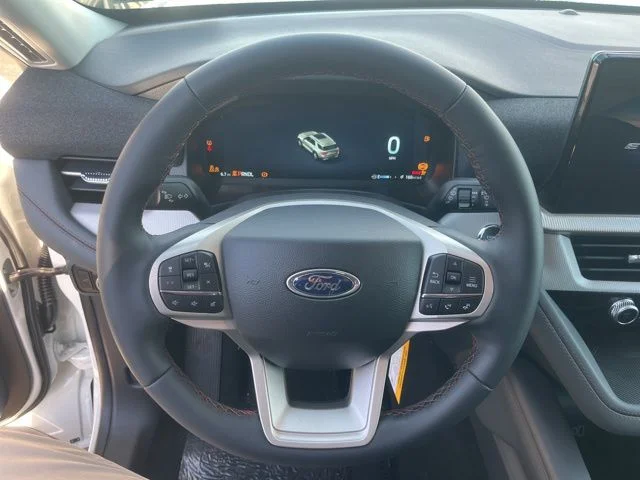 2026 Ford Explorer Active - Photo 13