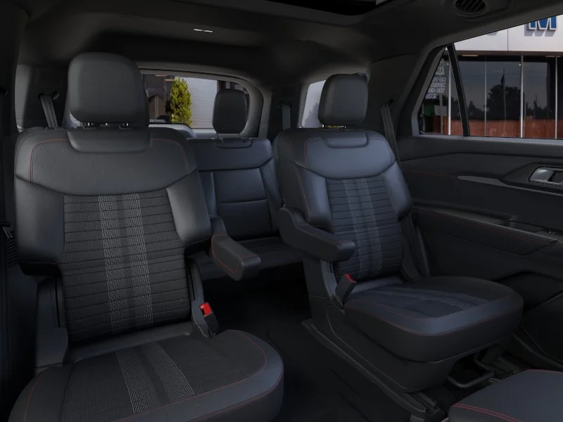 2026 Ford Explorer ST-Line - Photo 11