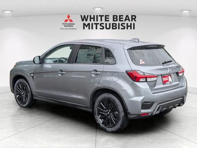 New 2026 Mercury Gray Metallic Mitsubishi 2.0 LE image 2