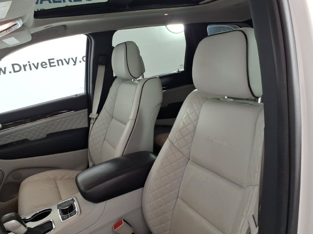 Used 2021 White Jeep Summit image 14